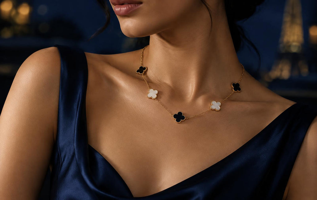 Collier Chance » — en clin d'œil aux trèfles, porte-bonheur élégant